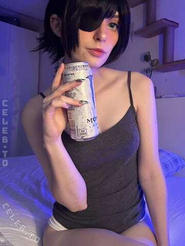 Natsuku nude photo 22