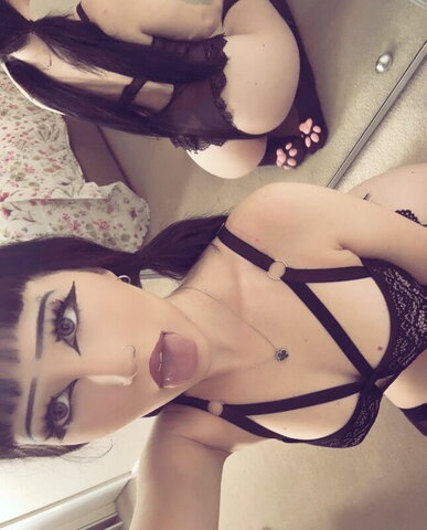 naughtypups1 nude photo 7