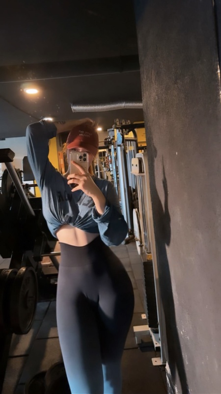 Naz nude photo 2
