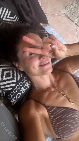 Nazan Eckes photo 4