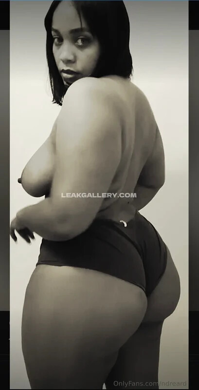 Ndreard nude photo 3