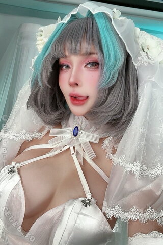 Neko Momo nude photo 7