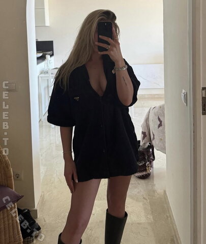 nelemariemertins nude photo 5