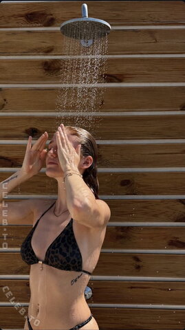 Nellyncy Fresh (1 photo)