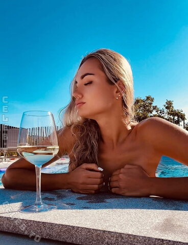 Nelly_nell – Something sexy seconds