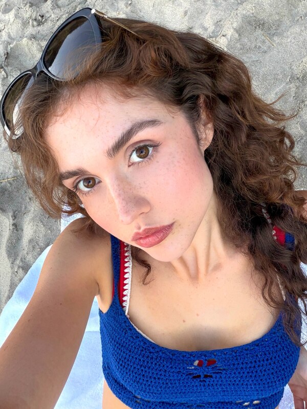 Nemi brooks nude photo 1