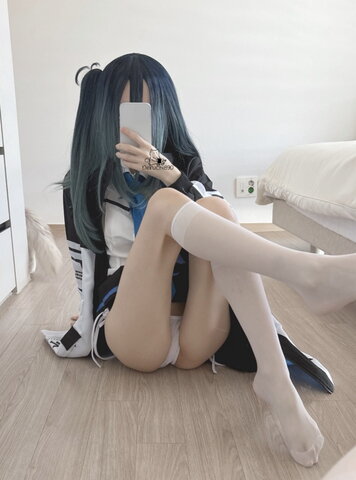 NENE nude photo 37