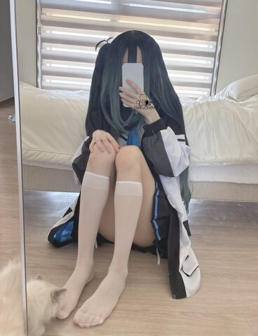 NENE nude photo 32