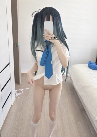 NENE nude photo 25