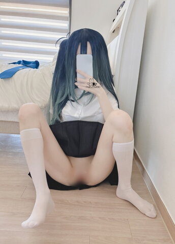 NENE nude photo 11