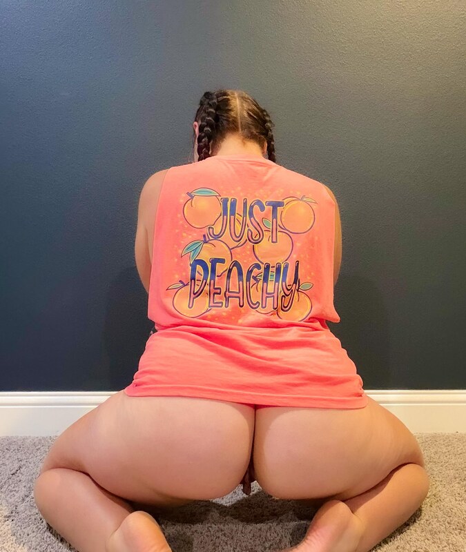 nerdycurvy69 nude photo 4