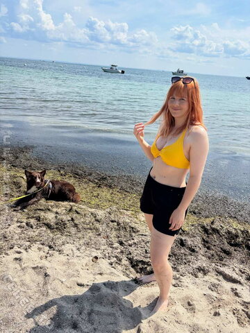 nerdynele nude photo 11