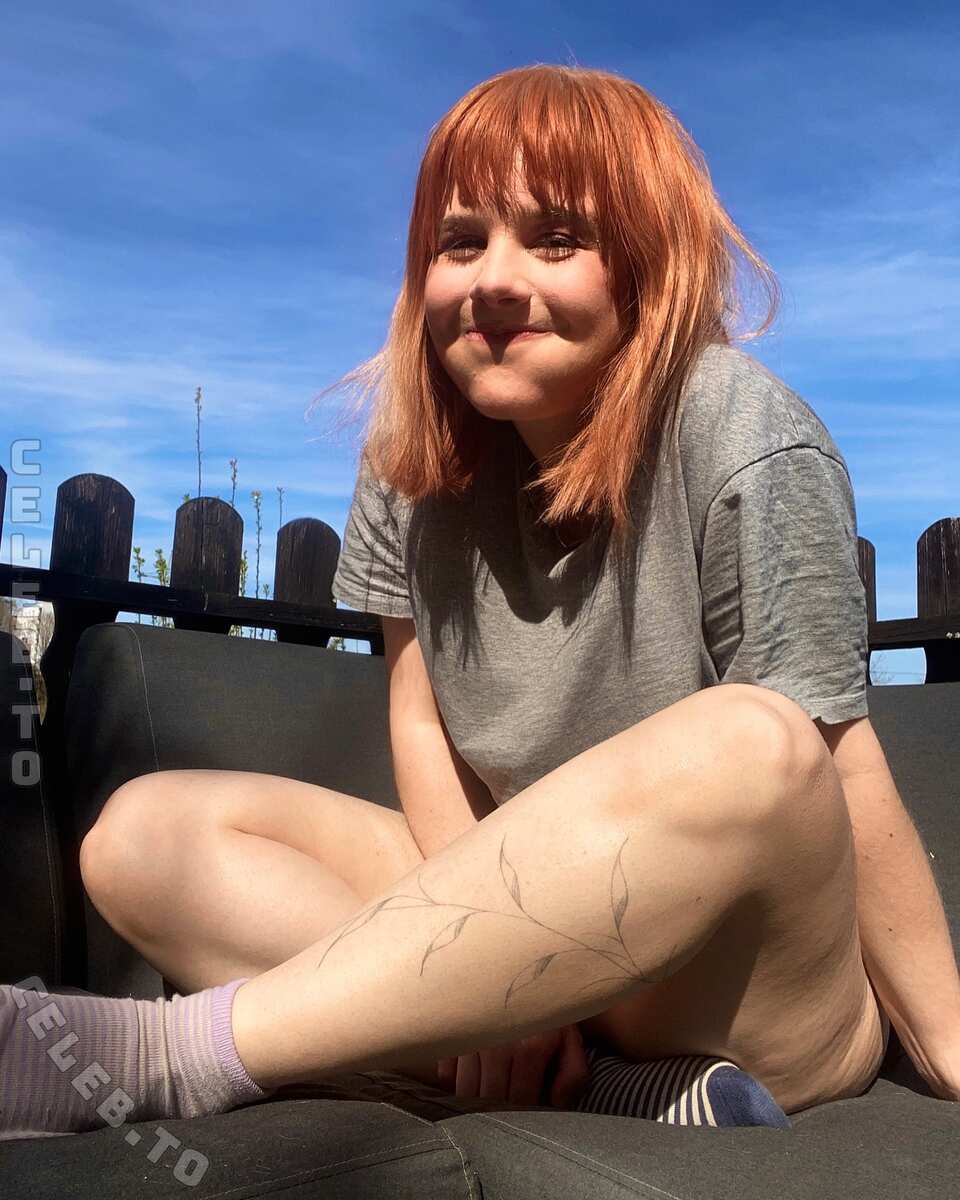 nerdynele nude photo 1