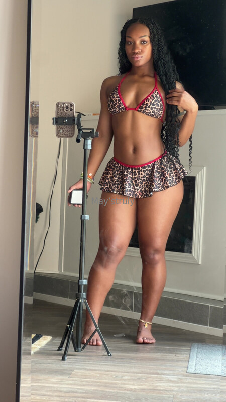 Neshomeleh nude photo 54