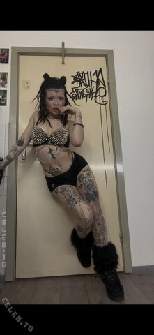 Nessamik2.3 nude photo 16