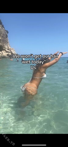 Nevine nude photo 8