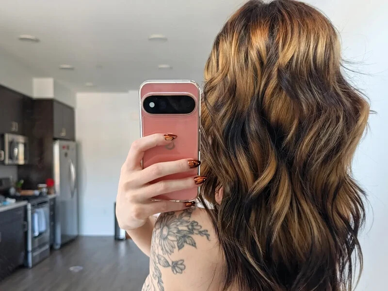 Nezba nude photo 3