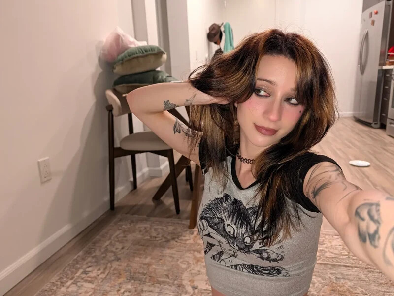 Nezba nude photo 5