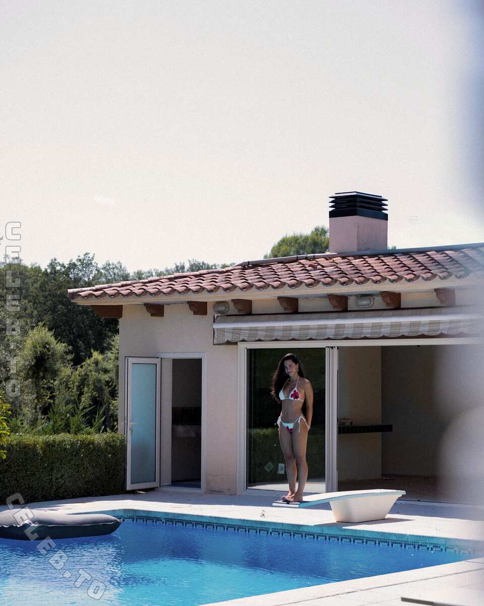 Àngela Mármol nude photo 4