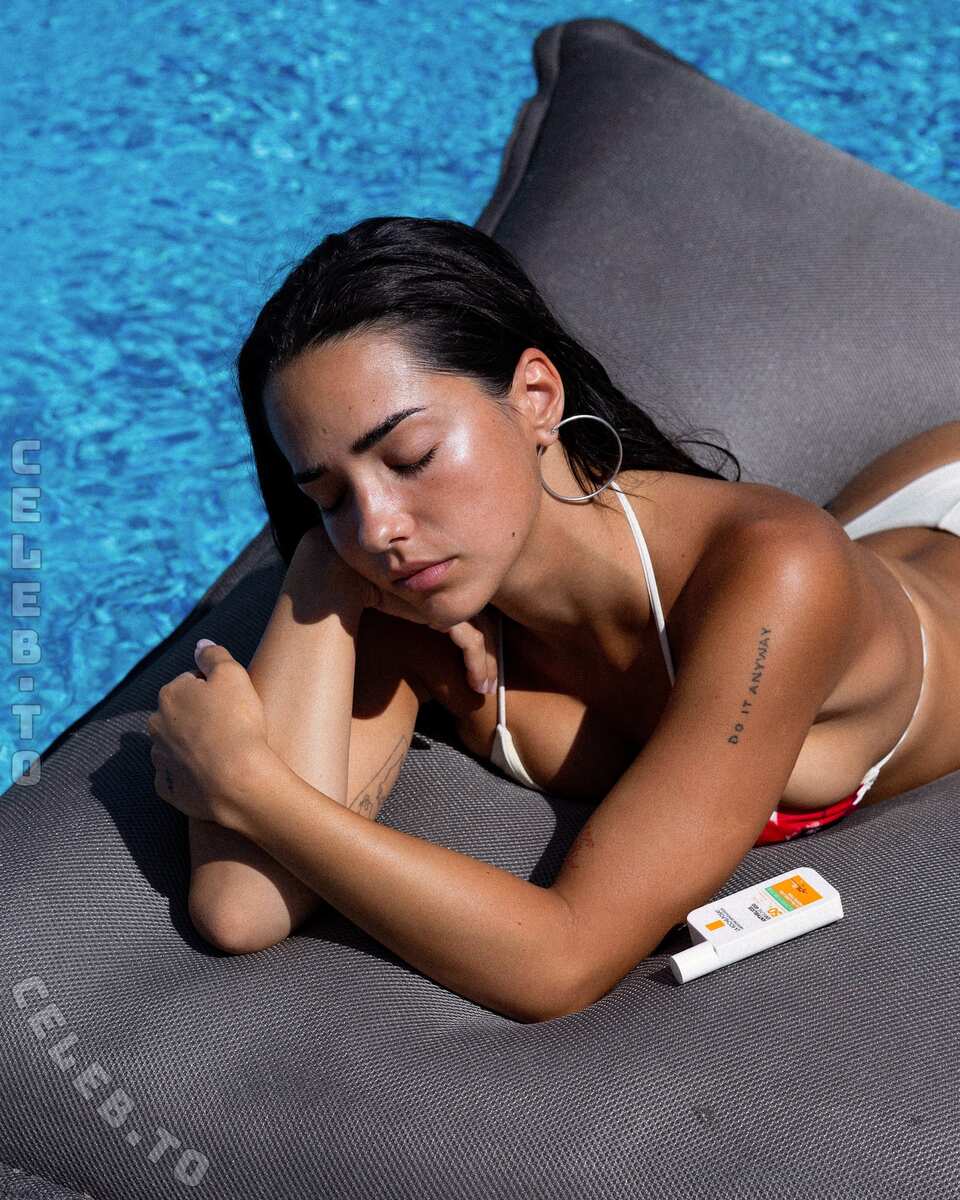 Àngela Mármol nude photo 6