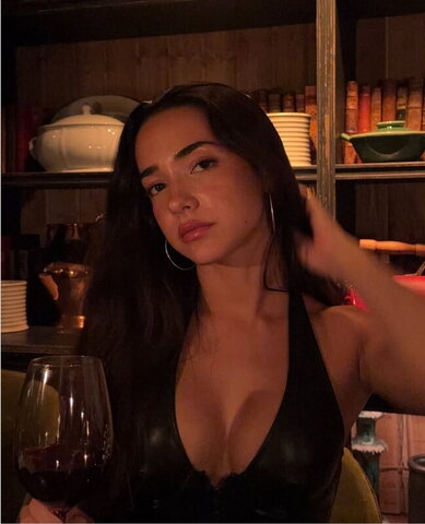 Àngela Mármol nude photo 1