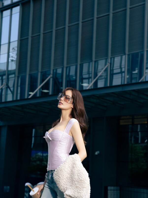 Nhu Van Nguyen Dinh nude photo 30
