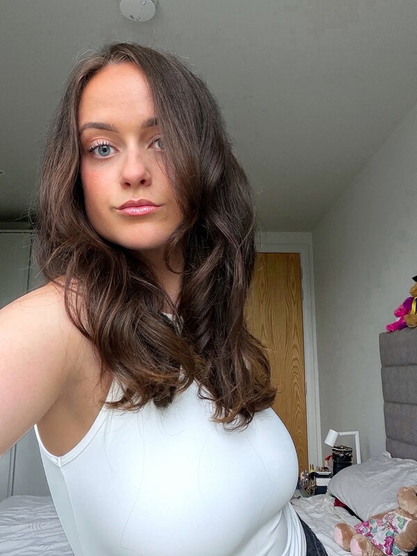 Niamh Cryan nude photo 2