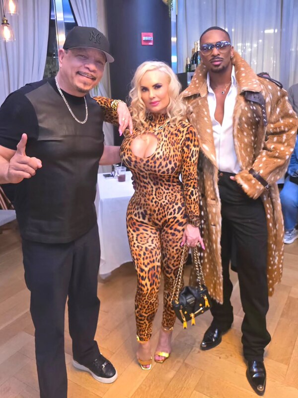 Nicole Coco Austin nude photo 8