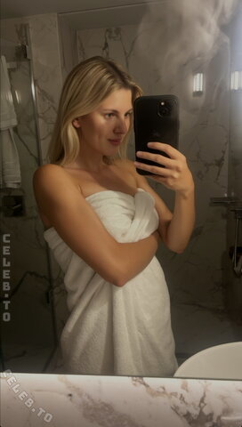 Nicole florex nude photo 9
