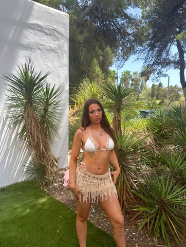 Nicole Murawska nude photo 2