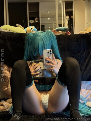Nicole Pony nude photo 57