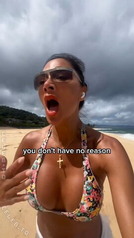 Nicole Scherzinger nude photo 1