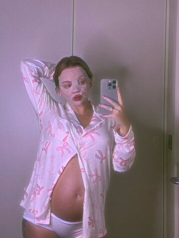 Nicolephathole nude photo 5