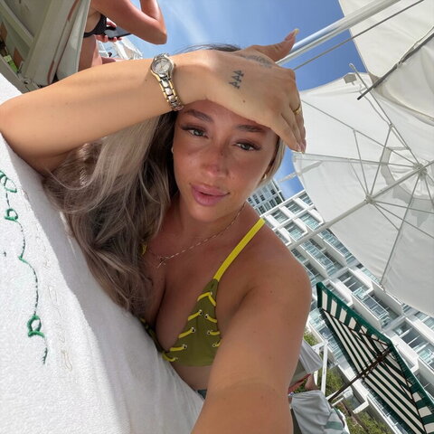 Nicolette Gregory New (11 photos)