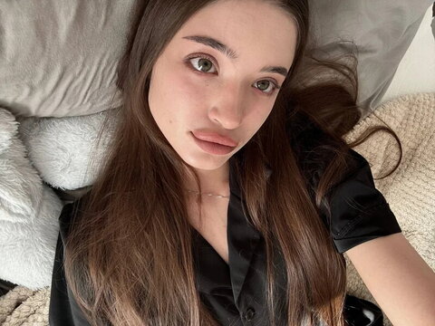 NicolleBarreto nude photo 15