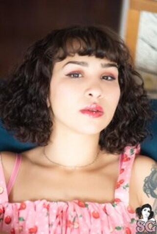 Niele nude photo 14
