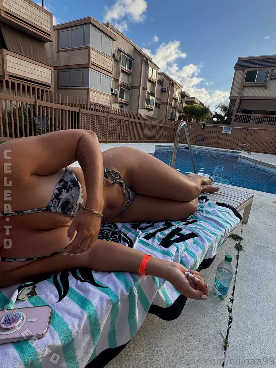 niiinaa99 nude photo 6