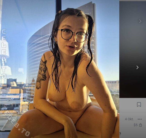 Nika Cyberslut nude photo 19