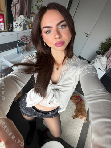 Nika Sofie nude photo 17