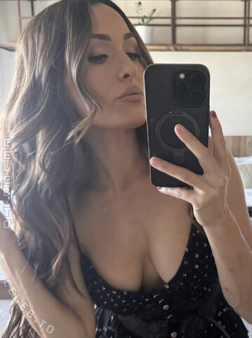 Nikki Bella nude photo 12