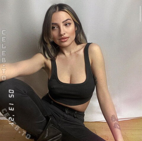 Nikoleta Milenova photo 2