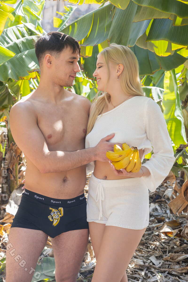 Nikoletta Queen nude photo 10