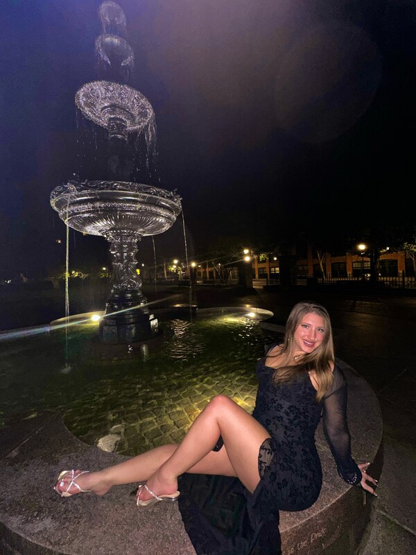 Nina Courtwright nude photo 6