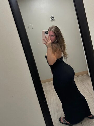 Nina Courtwright nude photo 3