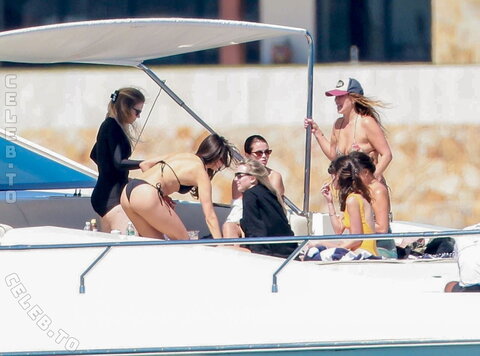 Nina Dobrev nude photo 12