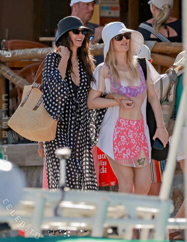 Nina Dobrev nude photo 7