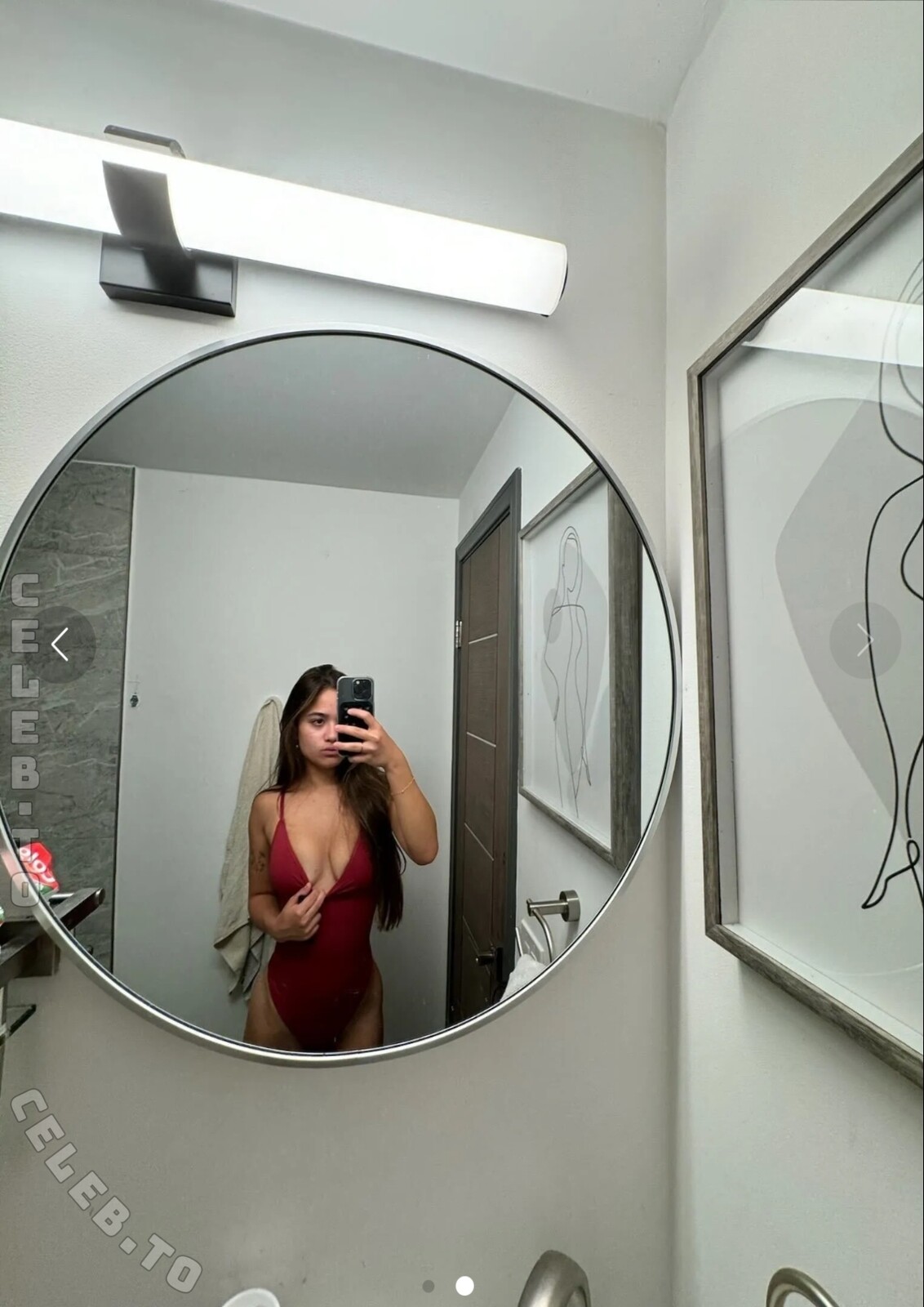 Nina Gessler nude photo 1