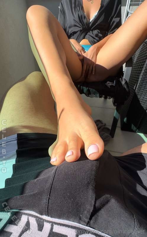Nina Parker nude photo 2