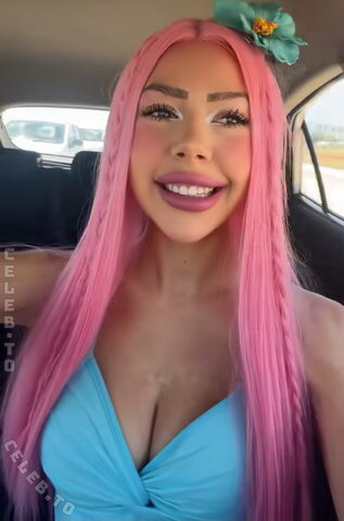 NinaBridney photo 4