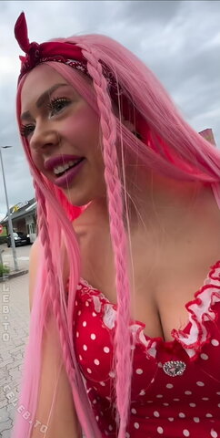 NinaBridney photo 2